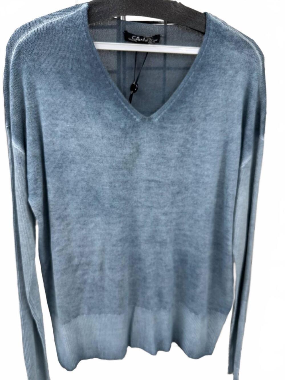 NEW CHARLIE B women's v-neck lightweight sweater in peacock